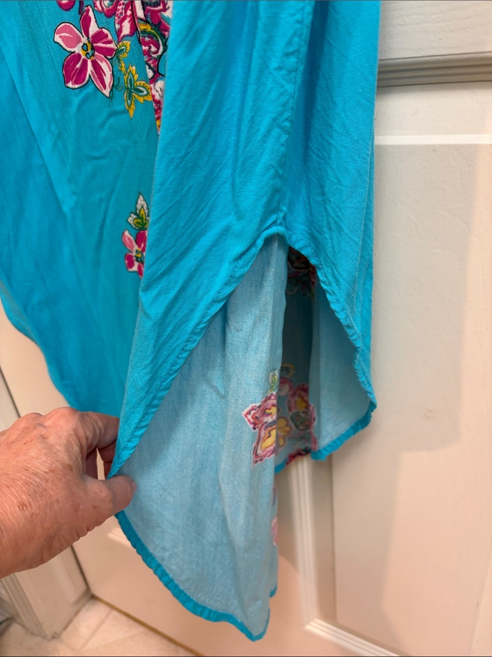 Turquoise Hawaiian Floral Print Tunic - Picture 9 of 10